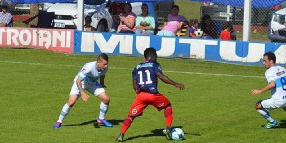 F&eacute;lix Orode, el nigeriano que de ir al Mundial har&aacute; millonario a su club del ascenso argentino