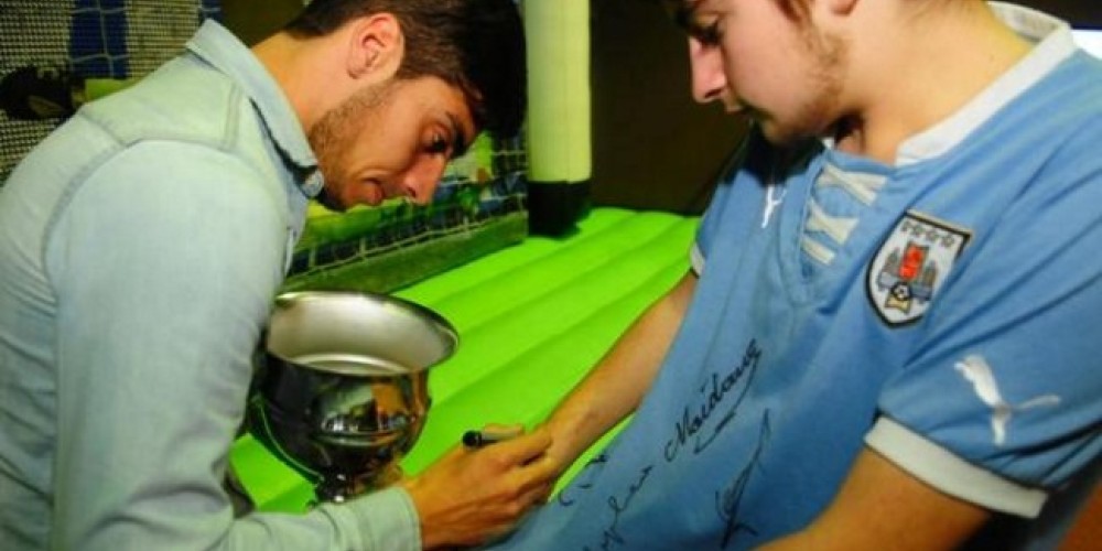 Todos los Premios Ovaci&oacute;n al f&uacute;tbol uruguayo en Expo F&uacute;tbol