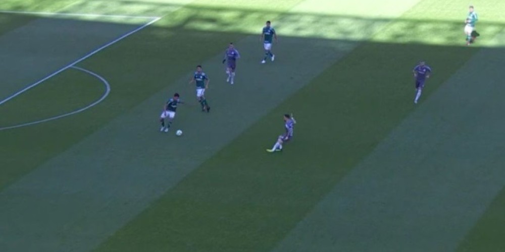 Dos uniformes en un mismo partido: la última novedad del fútbol brasileño