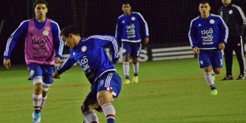 La selección que se entrena de madrugada para adaptarse al huso horario del Mundial
