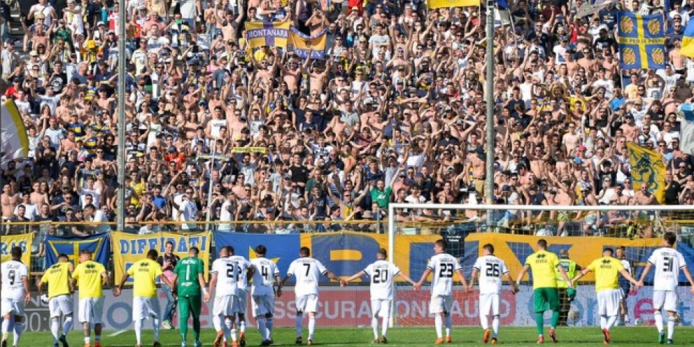 Parma festeja los 100 a&ntilde;os con la camiseta de su fundaci&oacute;n