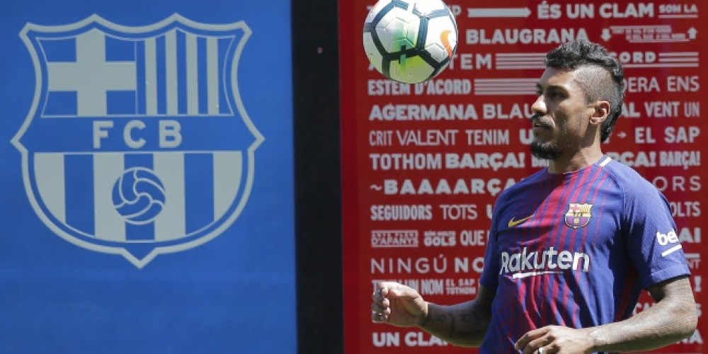 Paulinho vendió una sola camiseta en su presentación en el FC Barcelona
