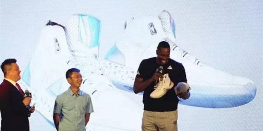 Peak present&oacute; las primeras zapatillas de b&aacute;squet hechas en impresora 3D