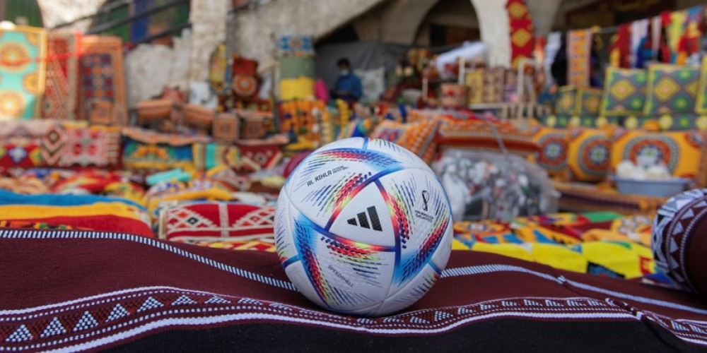 adidas present&oacute; la pelota oficial de Qatar 2022