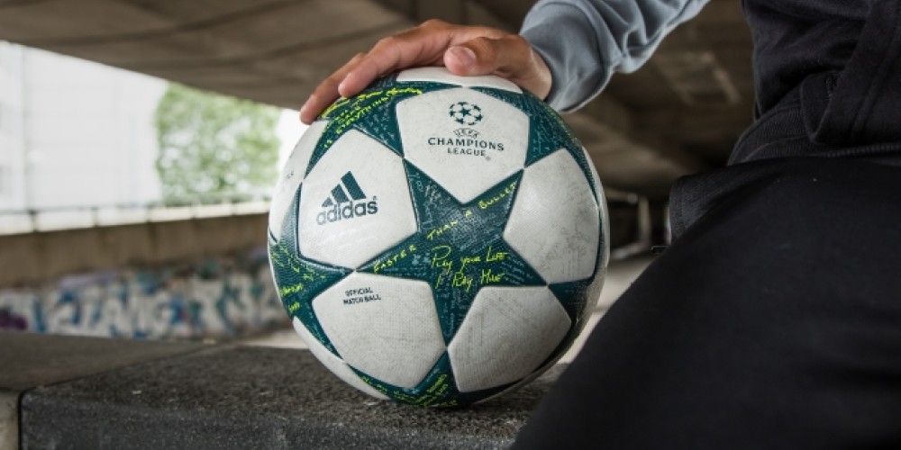 adidas presentó la nueva pelota de la Champions League, con mensajes de los jugadores