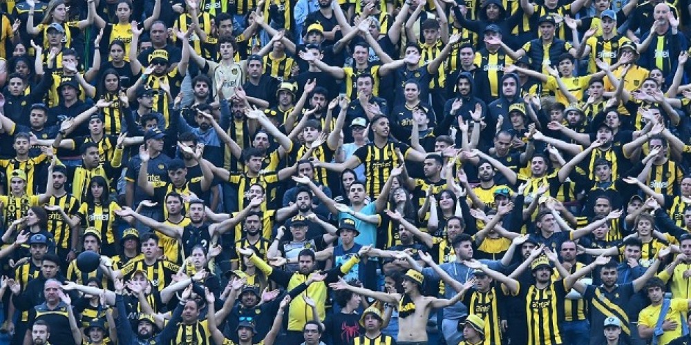 Pe&ntilde;arol celebra su t&iacute;tulo y fija todos los precios de sus entradas terminados en 52