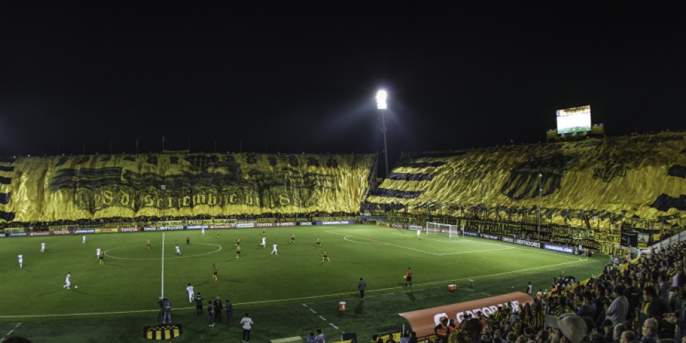 Los hinchas de Pe&ntilde;arol eligieron el nuevo dise&ntilde;o del Estadio Campe&oacute;n del Siglo 