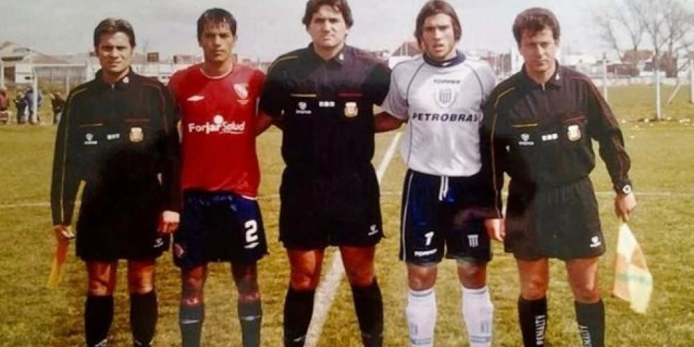 La historia del arquero que compart&iacute;a arco con Sergio Romero y hoy trabaja de ayudante de cocina en Andorra