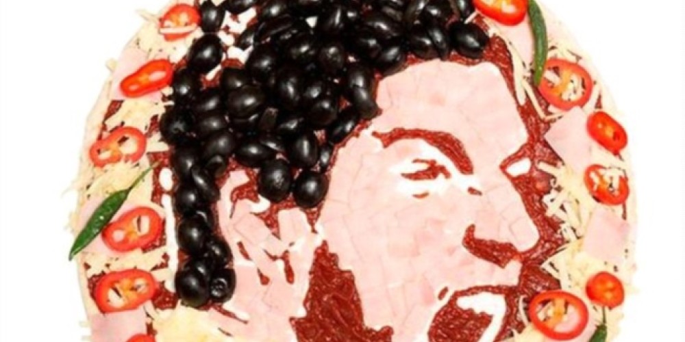 En Inglaterra le dedicaron una pizza a Luis Su&aacute;rez