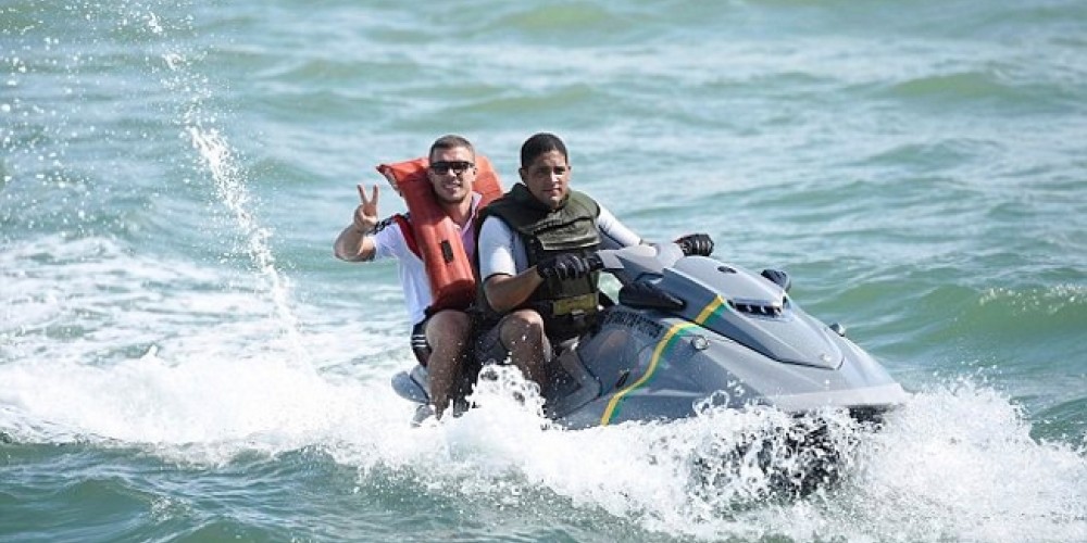 Lukas Podolski inicia acciones legales por un peri&oacute;dico que confundi&oacute; su foto