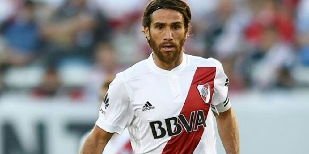Leonardo Ponzio fue reconocido en Ecuador por la Filial de River