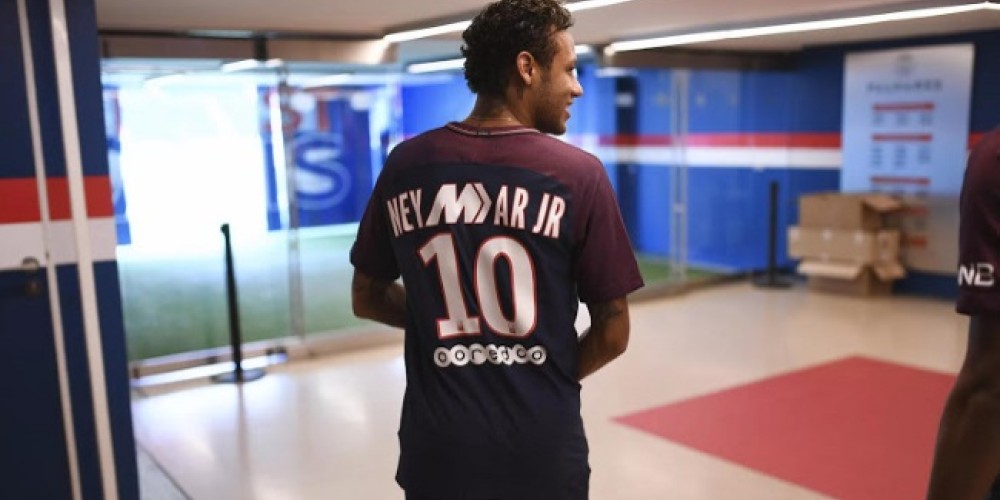 Los innovadores diseños de Mercurial con el PSG que prohibió la Ligue 1 por reglamento