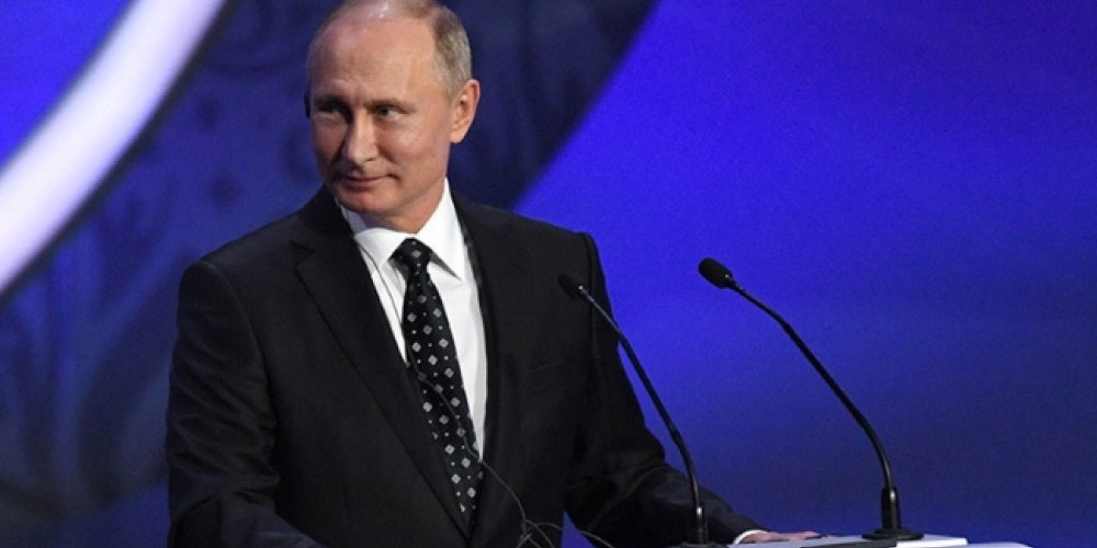 La historia de Putin y los hinchas argentinos a los que les regaló entradas tras confundirse de ciudad en Rusia