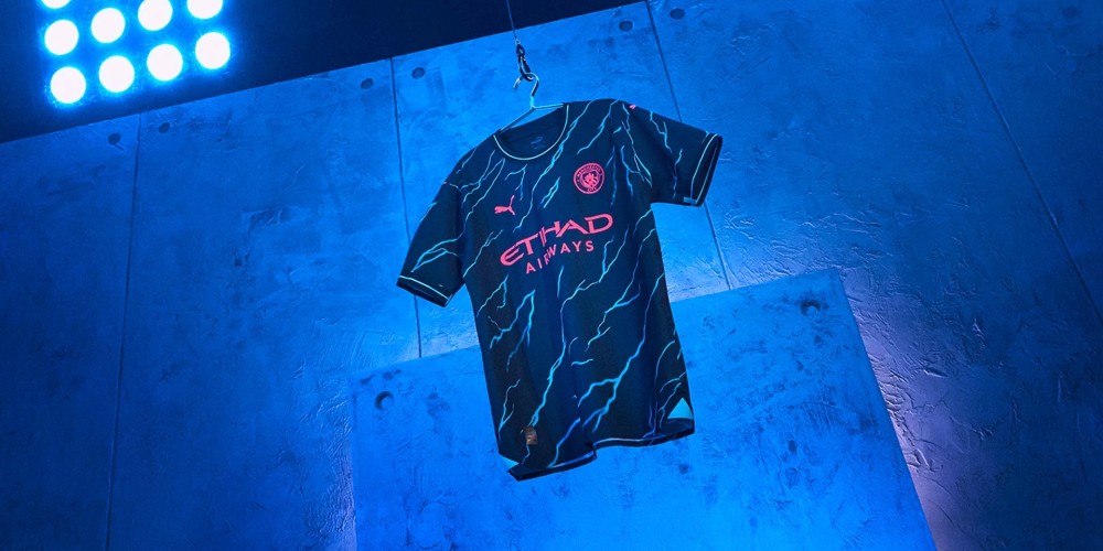 &iquest;Qu&eacute; significa el dise&ntilde;o de la nueva camiseta del Manchester City?