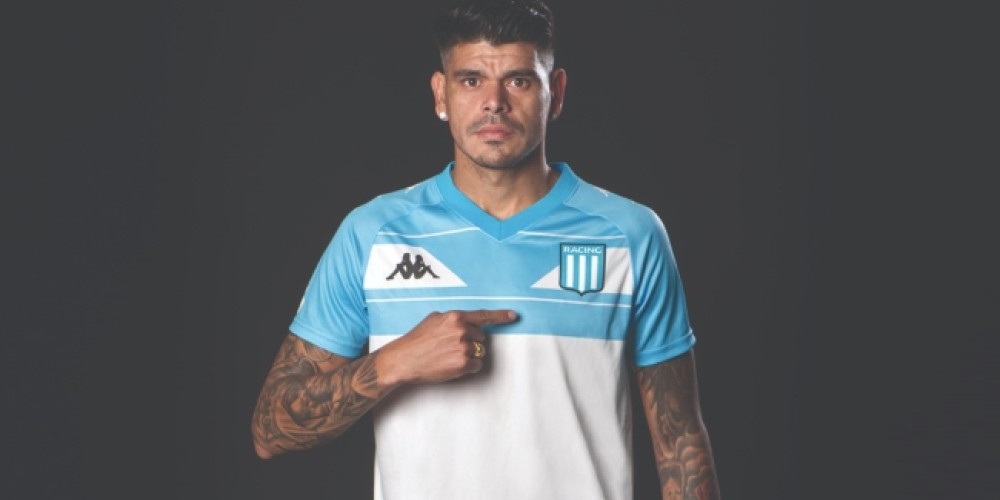 Racing present&oacute; una camiseta de edici&oacute;n especial en homenaje a la Supercopa 88
