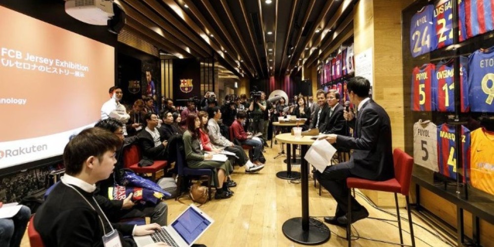Rakuten activa en Jap&oacute;n y presenta 48 camisetas del FC Barcelona en un caf&eacute;