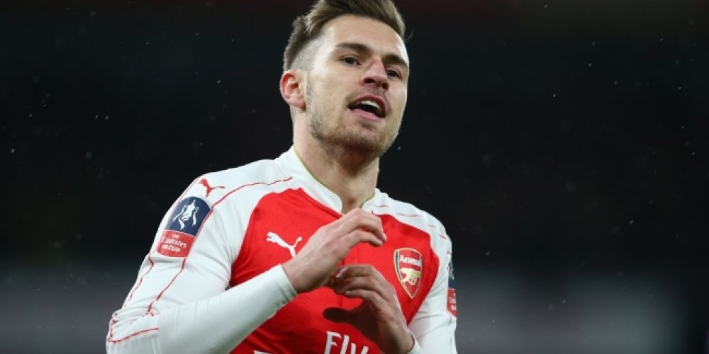 La maldición de Aaron Ramsey regresa con la muerte de David Bowie