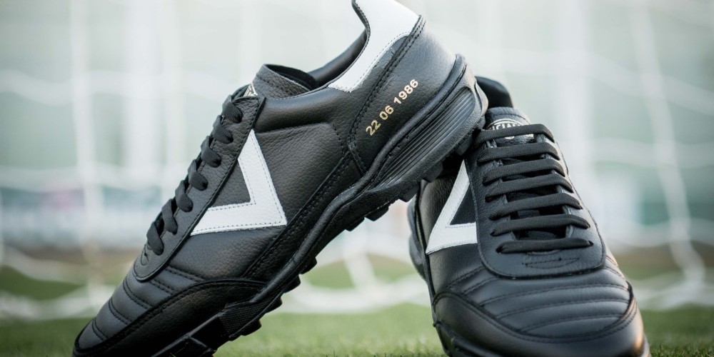 &ldquo;Barrilete C&oacute;smico&rdquo;: el calzado en honor a Maradona