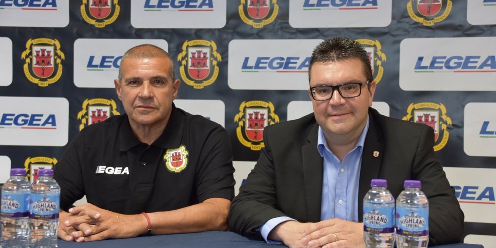 Julio Ribas, el entrenador uruguayo que está haciendo historia con la Selección de Gibraltar