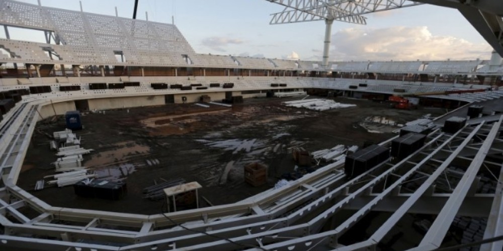 Los trabajadores de R&iacute;o 2016 en huelga por mejores salarios