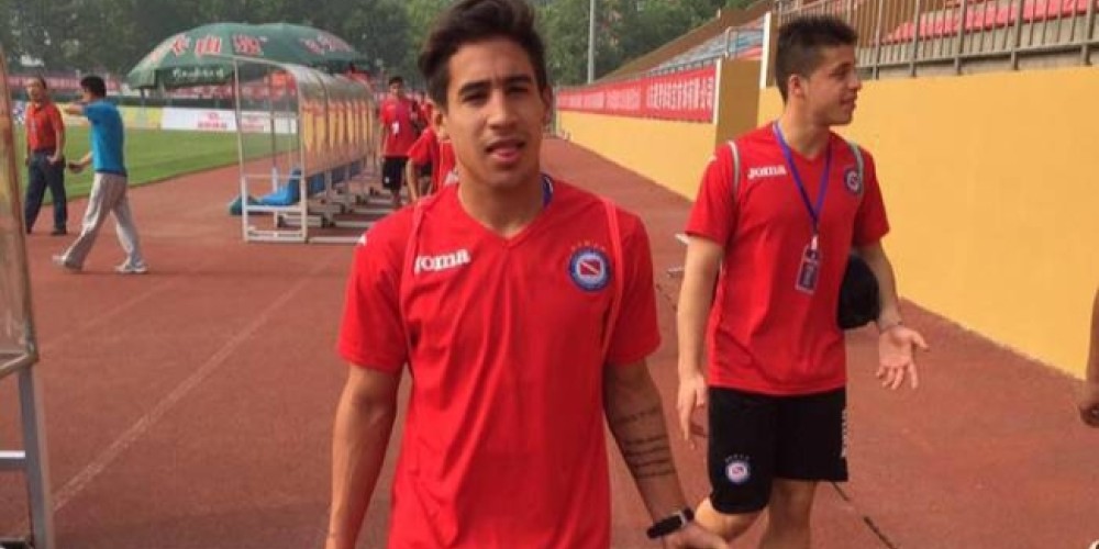 El hermano de Riquelme llegará al fútbol uruguayo