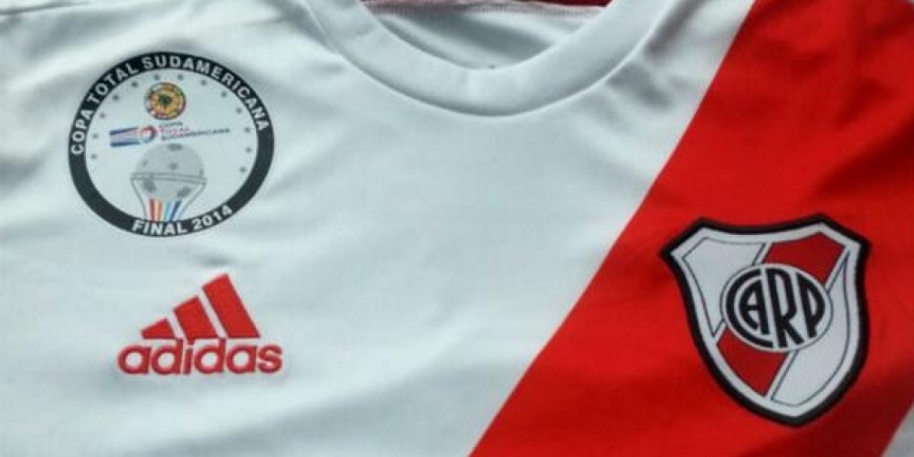 River tuvo una camiseta especial para la final de la Copa TOTAL Sudamericana