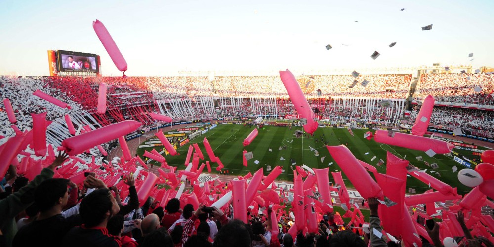 River les ofrece micros a sus hinchas para viajar a la final de la Libertadores 