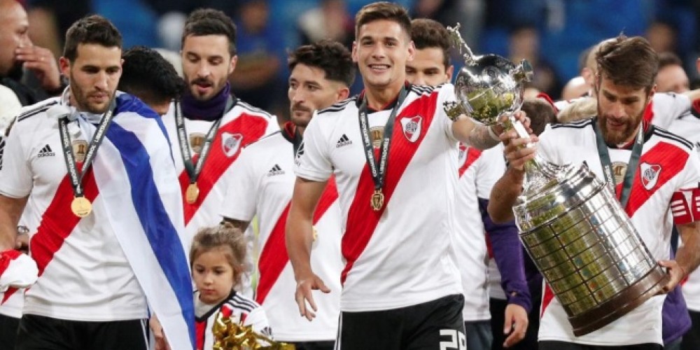 &iquest;Qu&eacute; equipo fue campe&oacute;n de la Libertadores sin "Main Sponsor" antes que River Plate?