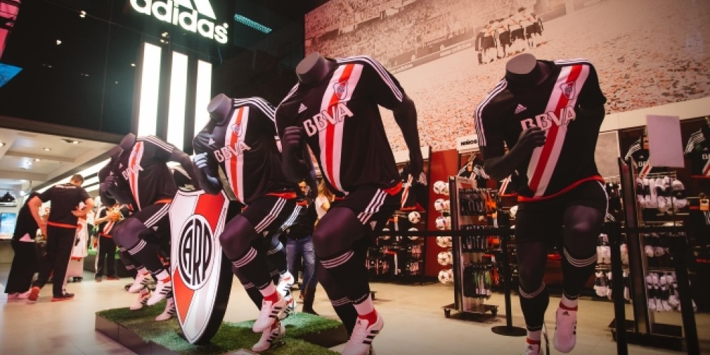 La camiseta negra de River, entre las más lindas del mundo de la temporada 2016/17
