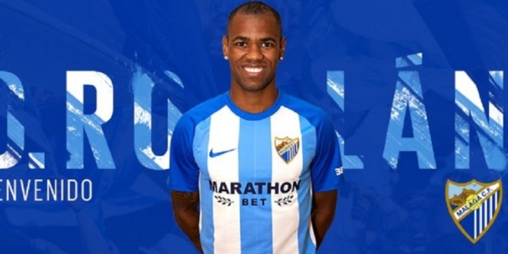 Tres contratos firmados con diferentes clubes: as&iacute; es el extra&ntilde;o pase de Diego Rol&aacute;n al f&uacute;tbol espa&ntilde;ol