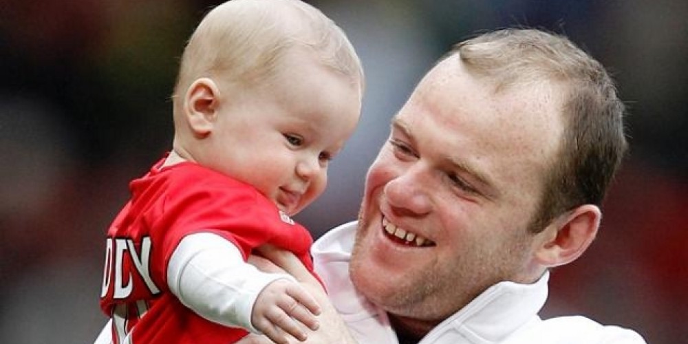 El curioso trabajo del hijo de Rooney con apenas un a&ntilde;o