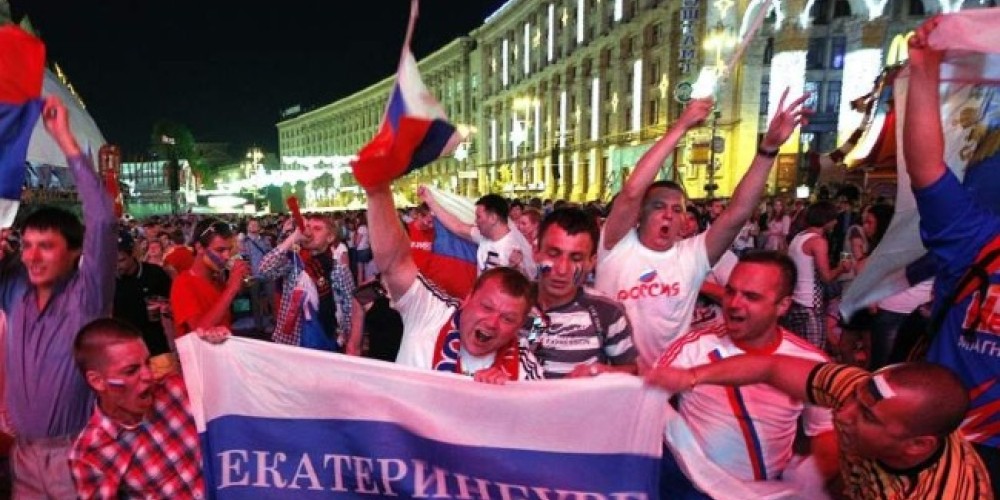 Un mill&oacute;n de hinchas rusos piden disolver su Selecci&oacute;n Nacional