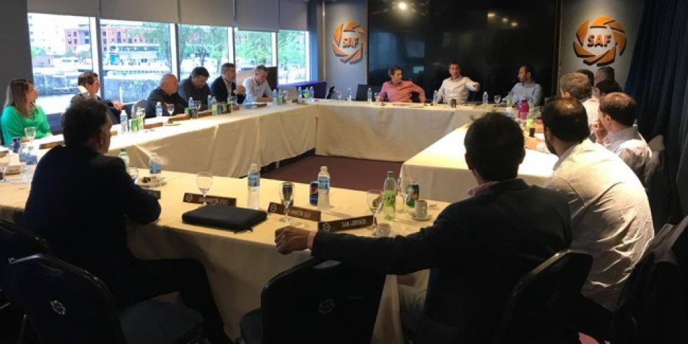 ¿Qué funciones tendría el "Director de partido" en la Superliga Argentina de Fútbol?