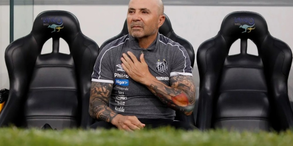Sampaoli y un pedido de inversi&oacute;n millonaria para quedarse en el Santos