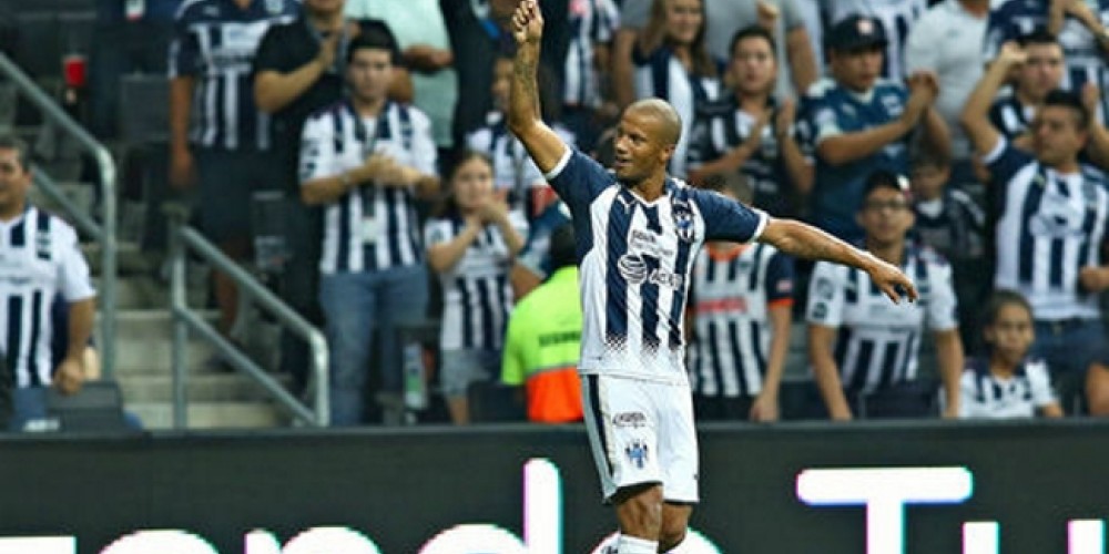 El festejo de Carlos S&aacute;nchez que se volvi&oacute; viral y apunta ser el mejor del a&ntilde;o en la Liga MX 