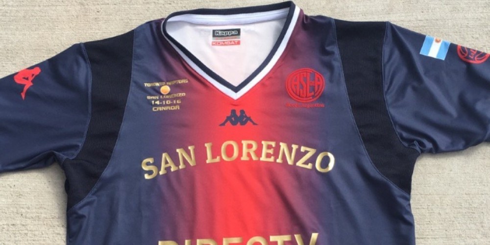 San Lorenzo present&oacute; su camiseta para el hist&oacute;rico partido contra Toronto Raptors