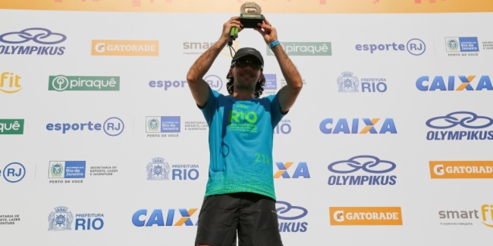 José Santero se quedó con la Media Maratón de Río en su categoría
