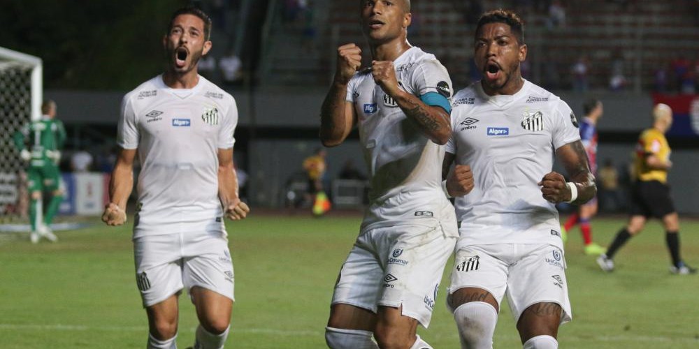 Escándalo: les avisaron de la reducción de los sueldos por mail