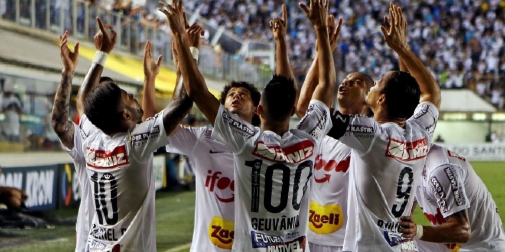 El Santos llena su camiseta de marcas y tendrá ocho sponsors contra Corinthians