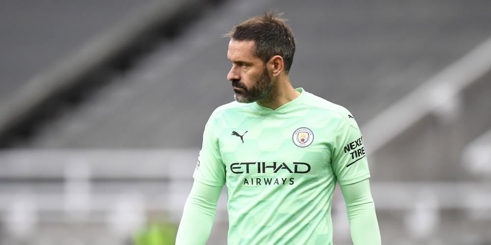 La historia de Scott Carson: El arquero veterano del City que será titular y salvará a Guardiola