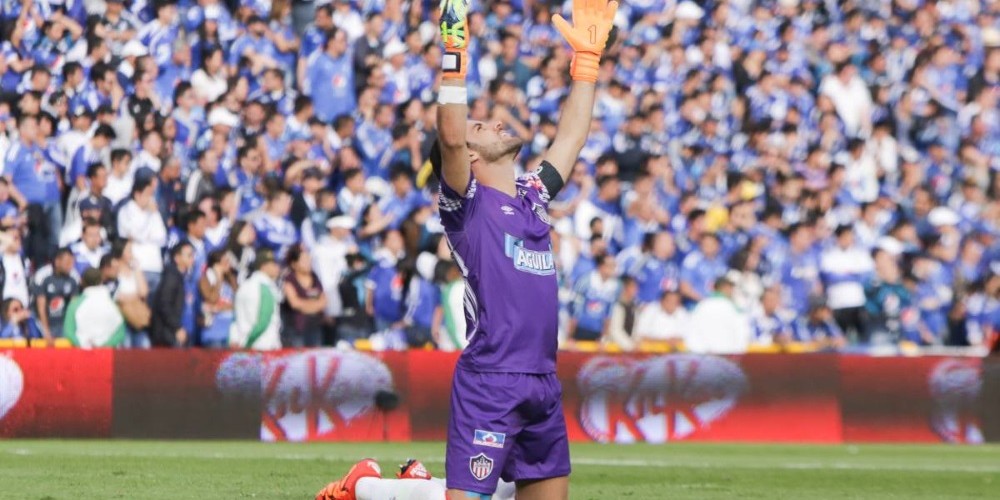 ¿Quién es el futbolista con más partidos en un mismo club de la década?