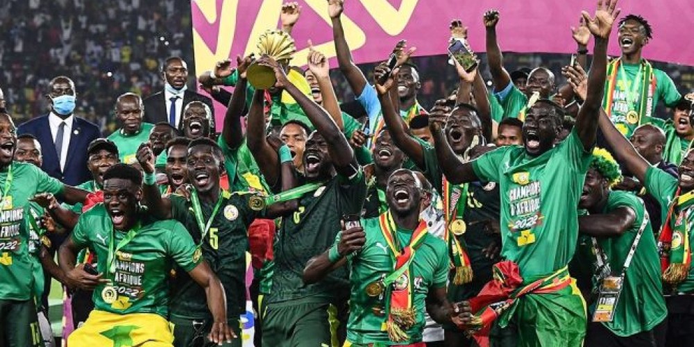 Dinero y tierras; los premios que recibi&oacute; el seleccionado de Senegal por ganar la Copa &Aacute;frica