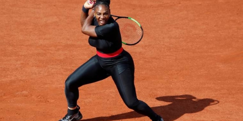 Serena Williams revel&oacute; los motivos de su nuevo traje y dio una lecci&oacute;n de marketing deportivo