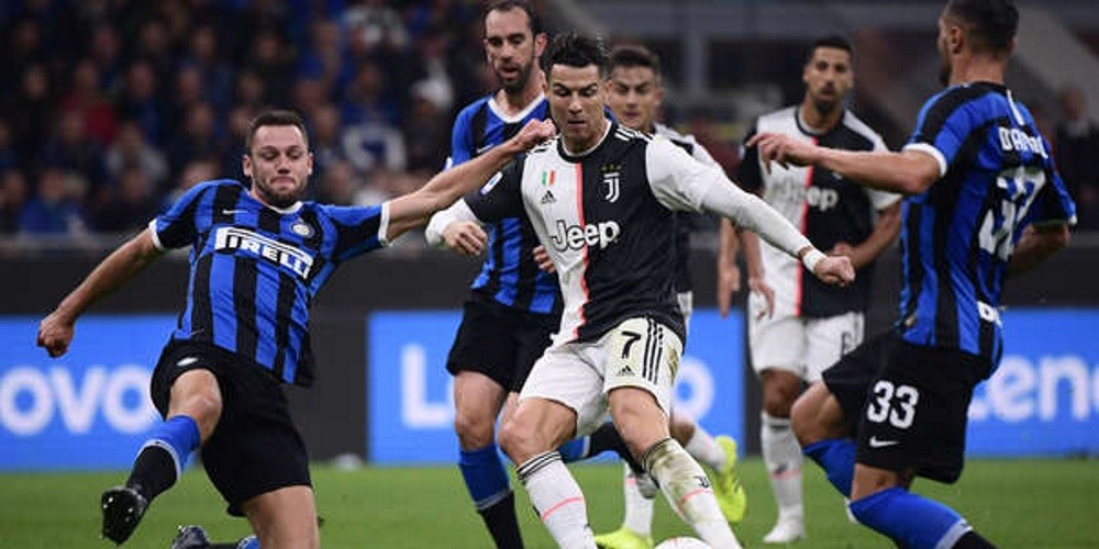 ¿Cinco cambios por partido en la Serie A?