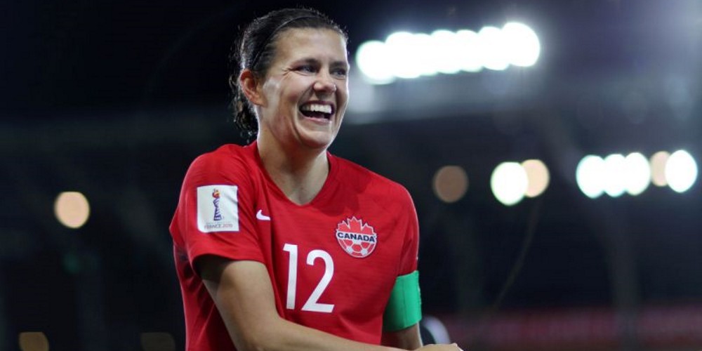 La historia de Christine Sinclair, la m&aacute;xima goleadora de la historia a nivel selecciones