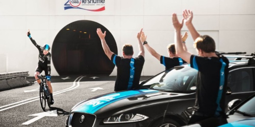 Chris Froome cruzó el Eurotúnel en bicicleta
