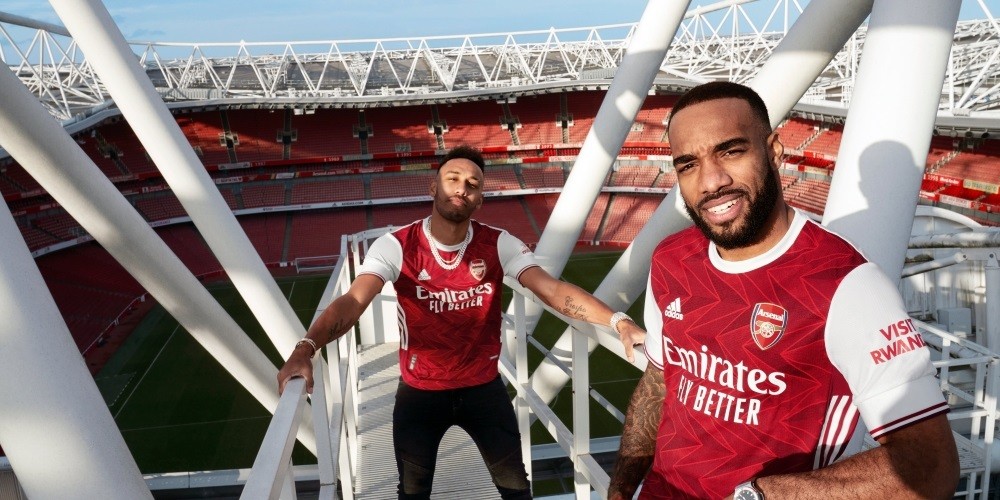 Los sponsors técnicos de las 5 grandes ligas de Europa, con dominio de adidas