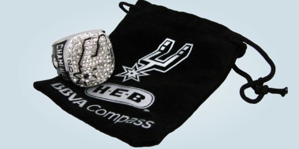 Los Spurs le regalar&aacute;n el anillo de campe&oacute;n a sus fan&aacute;ticos