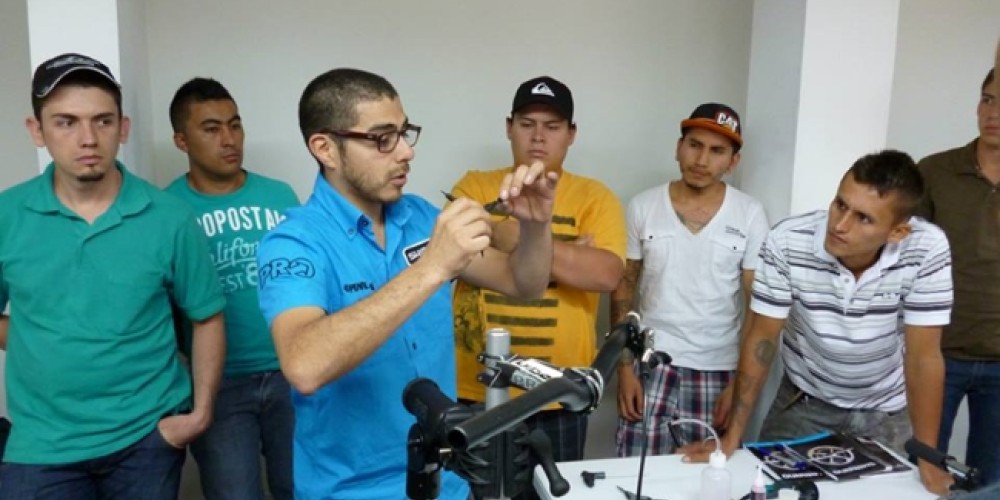 Shimano realiz&oacute; capacitaciones en Medell&iacute;n