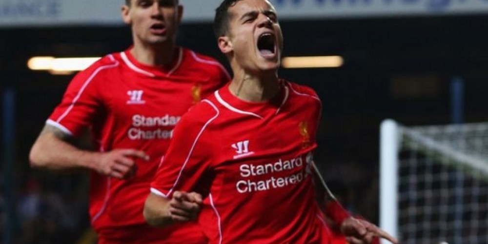 Liverpool renovó con Standard Chartered hasta 2018/19